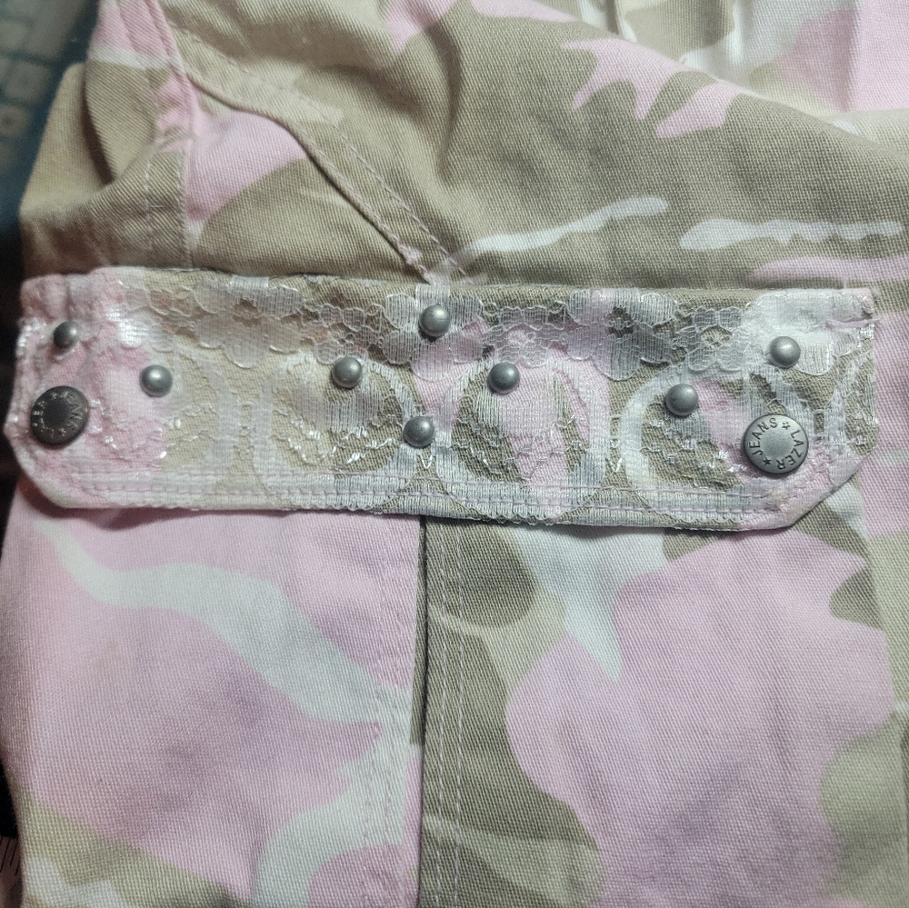 Pink and Tan Camouflage Cargo Pants Lazer Jeans - Picture 3 of 6